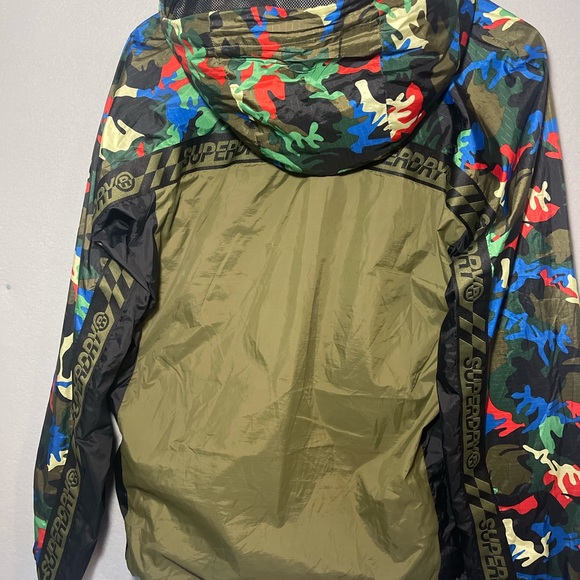 Superdry L rain/wind  urban camouflage jacket. - Picture 3 of 3